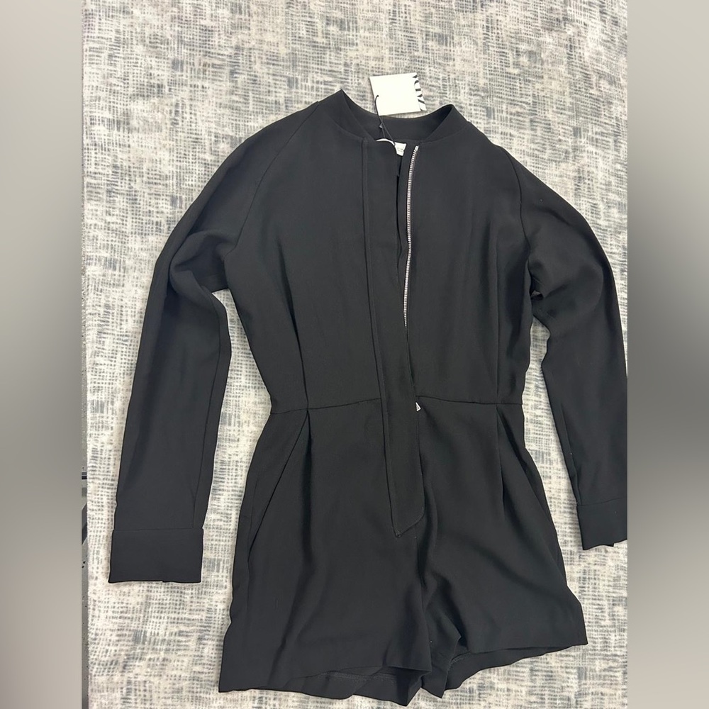 Zara Elegant Black Zip-Up Romper